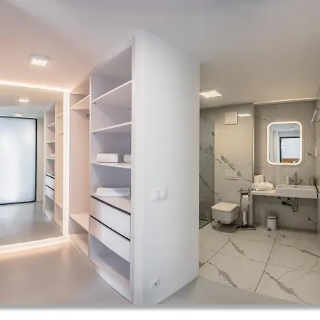 Apartment Loft Astoria By Vagabond